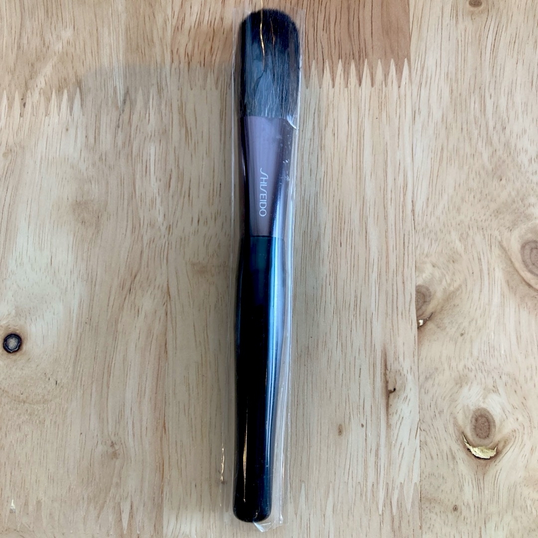 SHISEIDO (資生堂)(シセイドウ)の【新品未使用】SHISEIDO 資生堂 チークブラシ コスメ/美容のメイク道具/ケアグッズ(チーク/フェイスブラシ)の商品写真