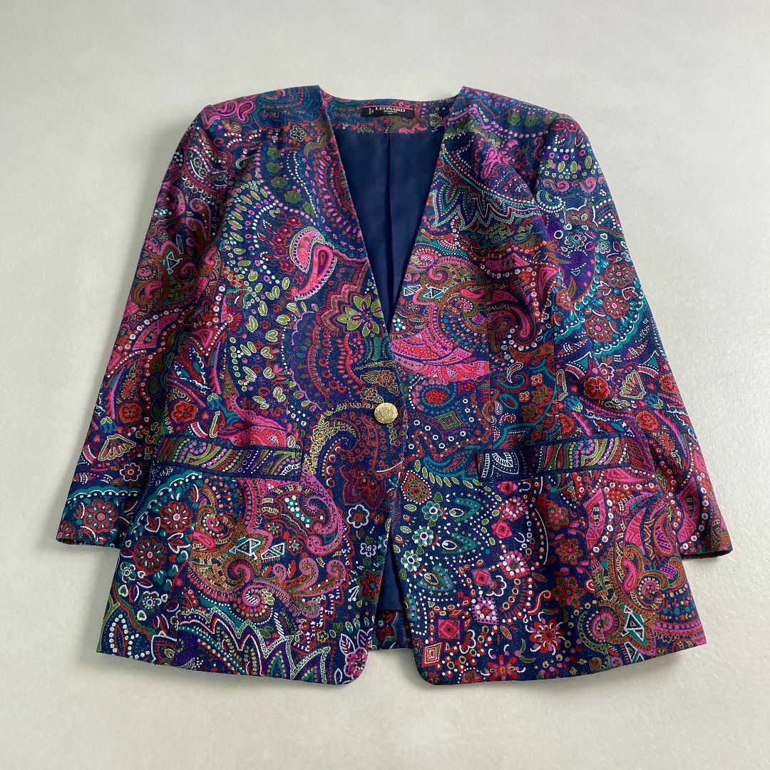 美品】レオナール セットアップ シルク ペイズリー 花柄