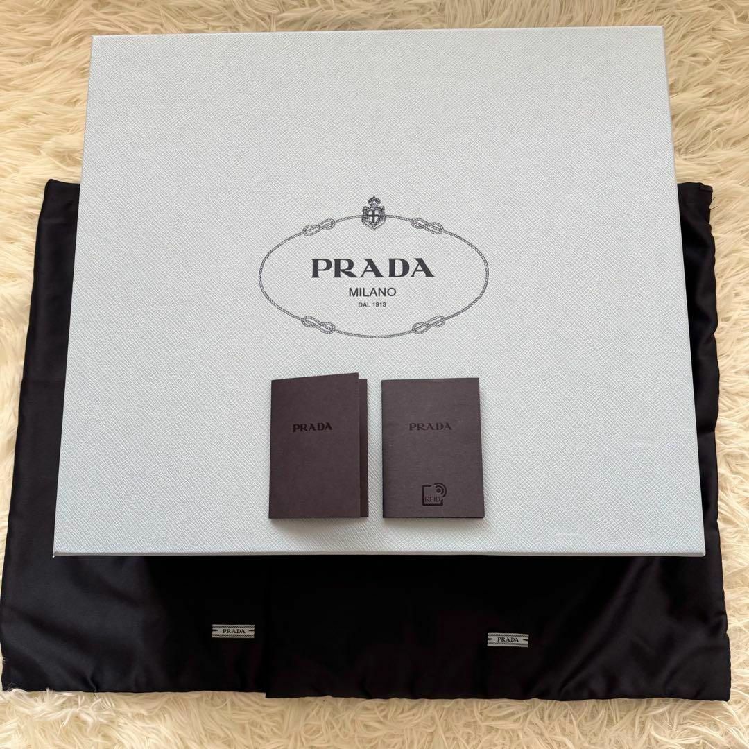PRADA - 【プラダ】ショートブーツ 三角ロゴ 新品同様 黒 PRADA - 【プラダ】ショートブーツ 三角ロゴ 新品同様 黒
