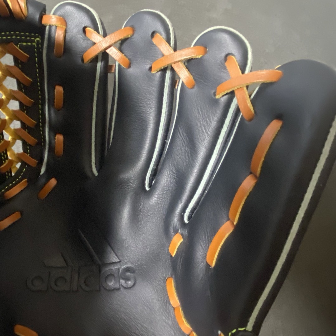 adidas - adidas アディダス 一般 大人用 軟式 野球 グローブ adidas - adidas アディダス 一般 大人用 軟式 野球 グローブ