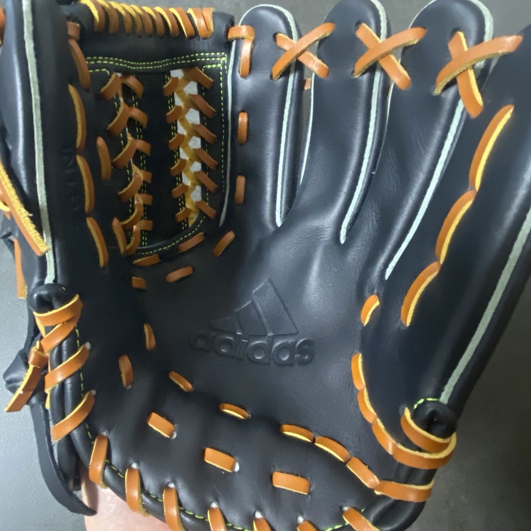 adidas - adidas アディダス 一般 大人用 軟式 野球 グローブ adidas - adidas アディダス 一般 大人用 軟式 野球 グローブ