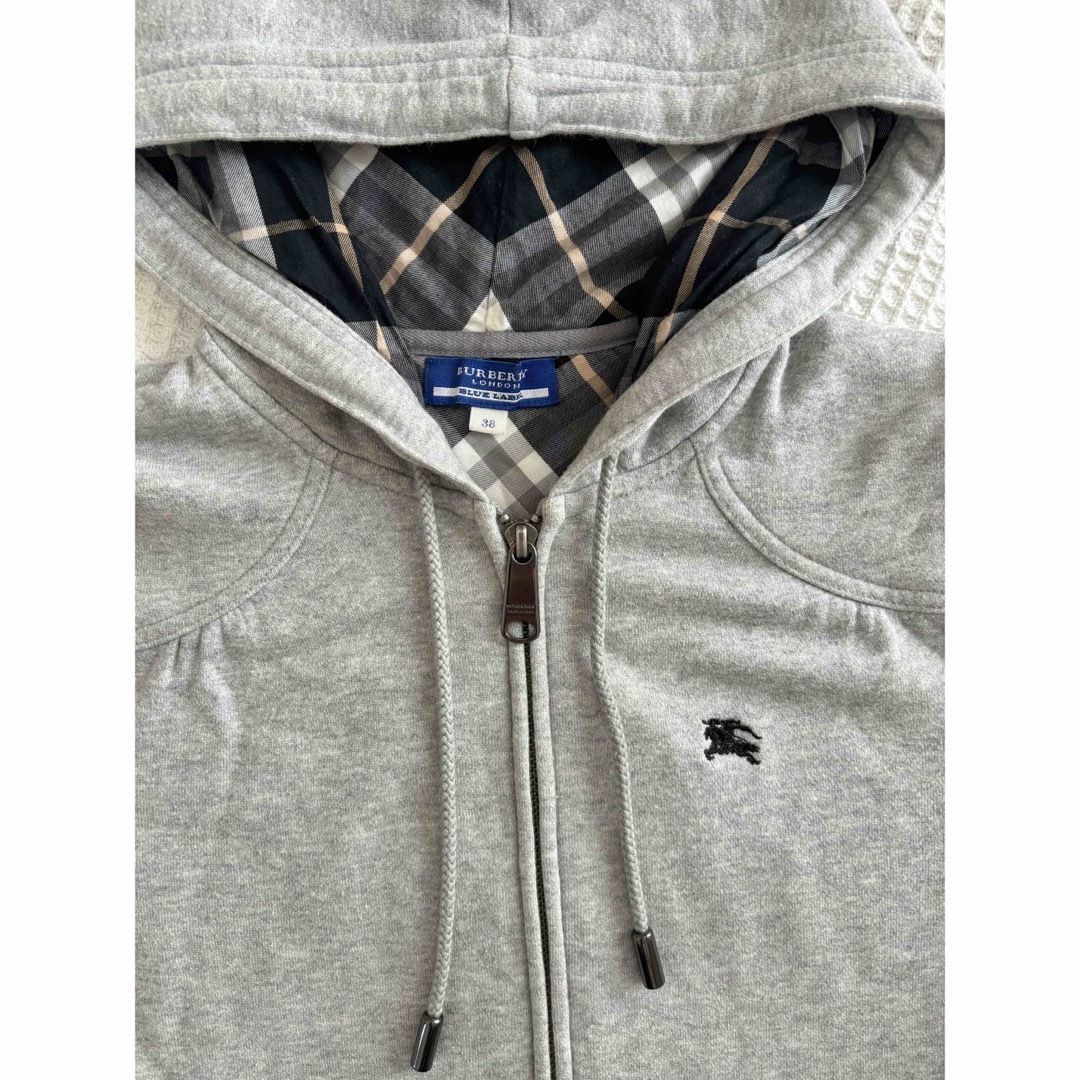 BURBERRY BLUE LABEL - バーバリー ブルーレーベル パーカー BURBERRY BLUE LABEL - バーバリー ブルーレーベル パーカー