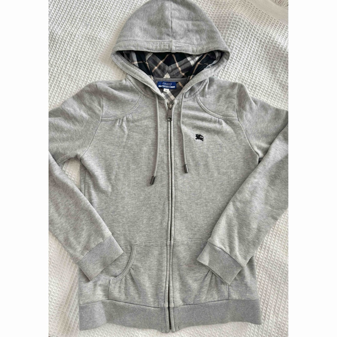 BURBERRY BLUE LABEL - バーバリー ブルーレーベル パーカー BURBERRY BLUE LABEL - バーバリー ブルーレーベル パーカー