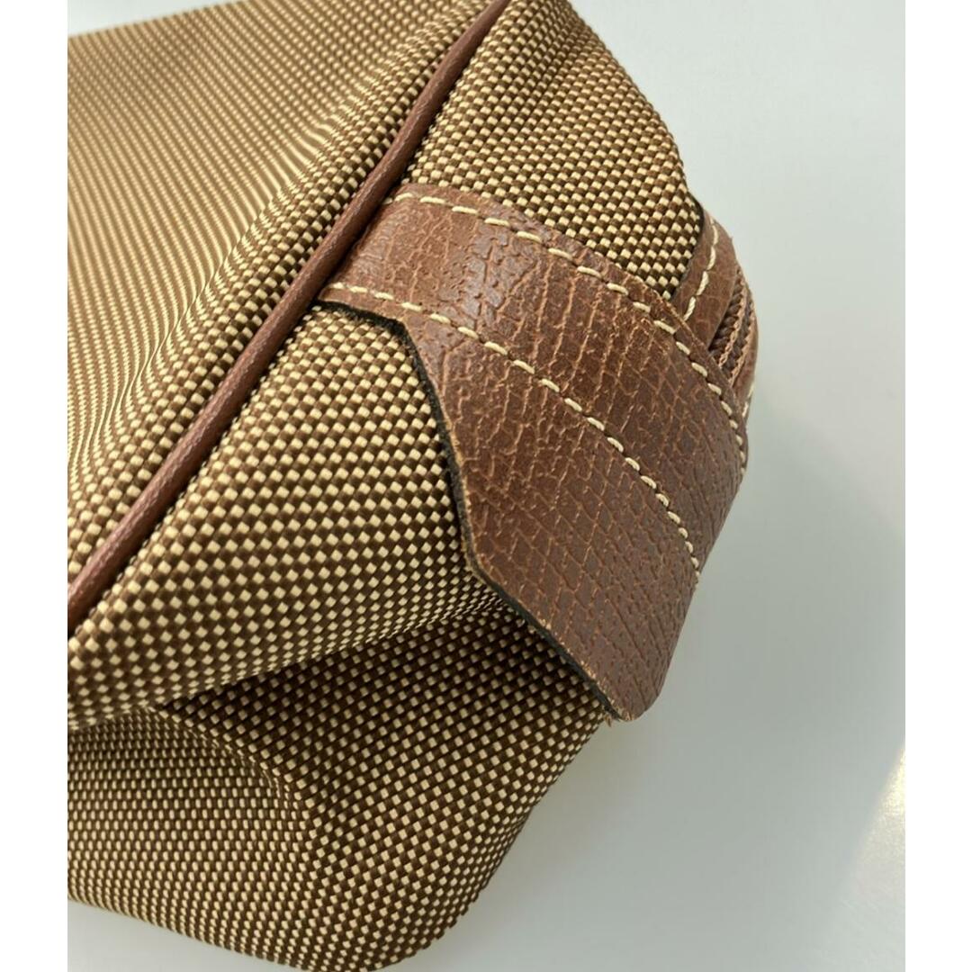 LONGCHAMP - ロンシャン Longchamp ナイロンクラッチバッグ LONGCHAMP - ロンシャン Longchamp ナイロンクラッチバッグ