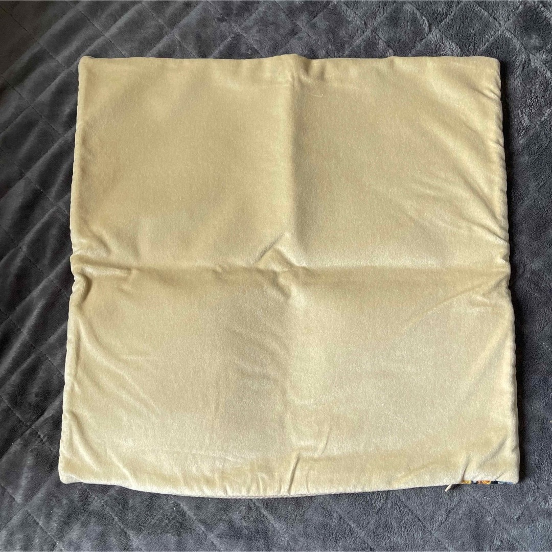 ウィーンで買ったクリムトのクッションカバーの通販 by ジェット ウィーンで買ったクリムトのクッションカバーの通販 by ジェット