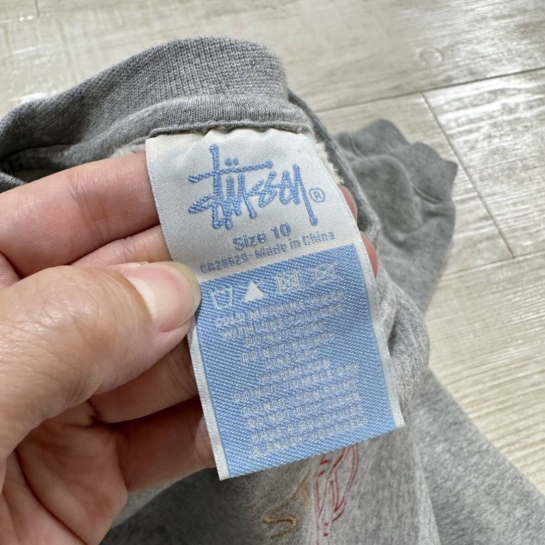 STUSSY - STUSSY ステューシー ロゴ 刺繍 スウェット グレー 系 STUSSY - STUSSY ステューシー ロゴ 刺繍 スウェット グレー 系