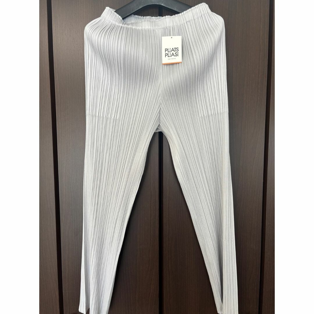 PLEATS PLEASE ISSEY MIYAKE - PLEATS PLEASE ISSEY MIYAKE PLEATS PLEASE ISSEY MIYAKE - PLEATS PLEASE ISSEY MIYAKE