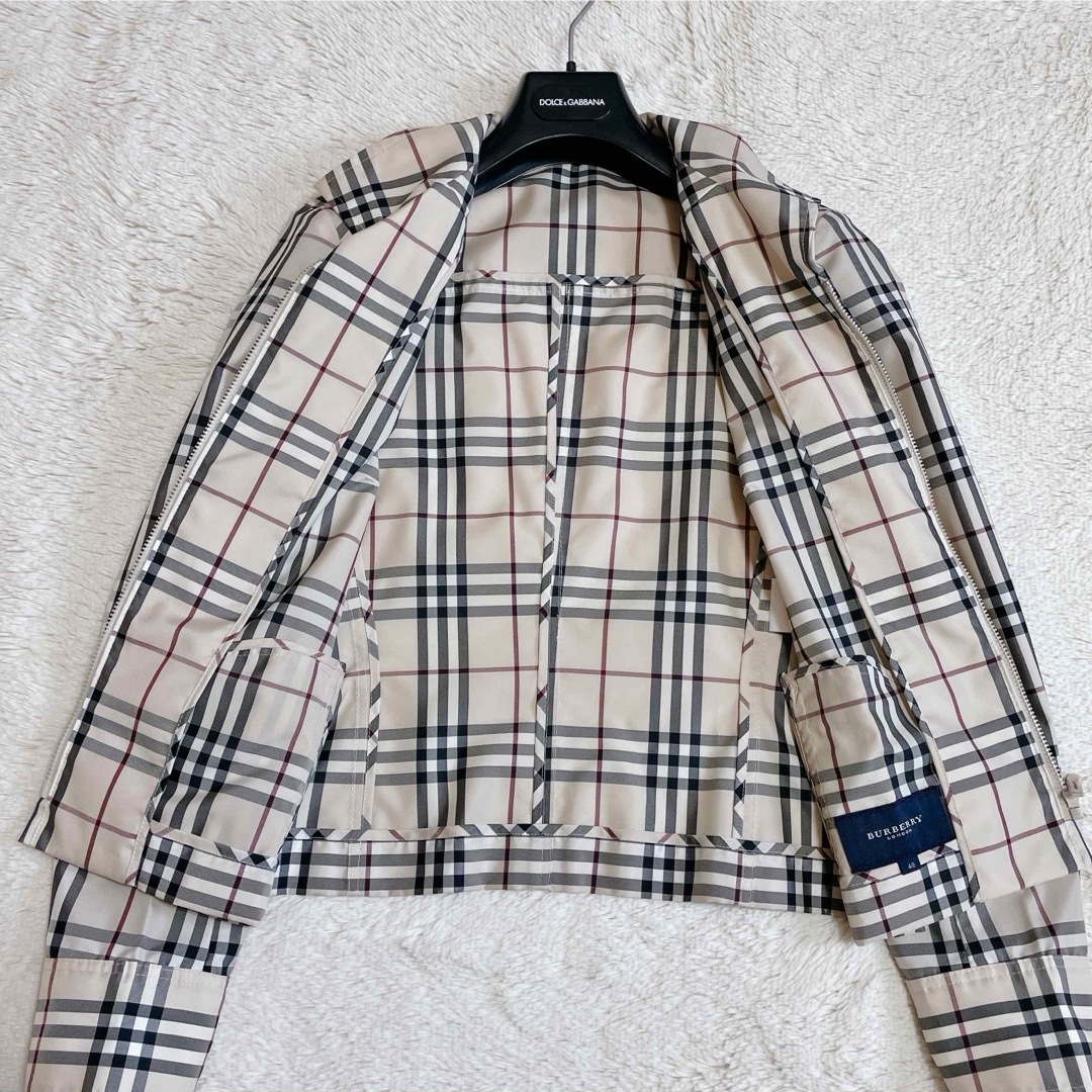 BURBERRY - 極美品 BURBERRY ノバチェック 比翼 ジップアップ BURBERRY - 極美品 BURBERRY ノバチェック 比翼 ジップアップ