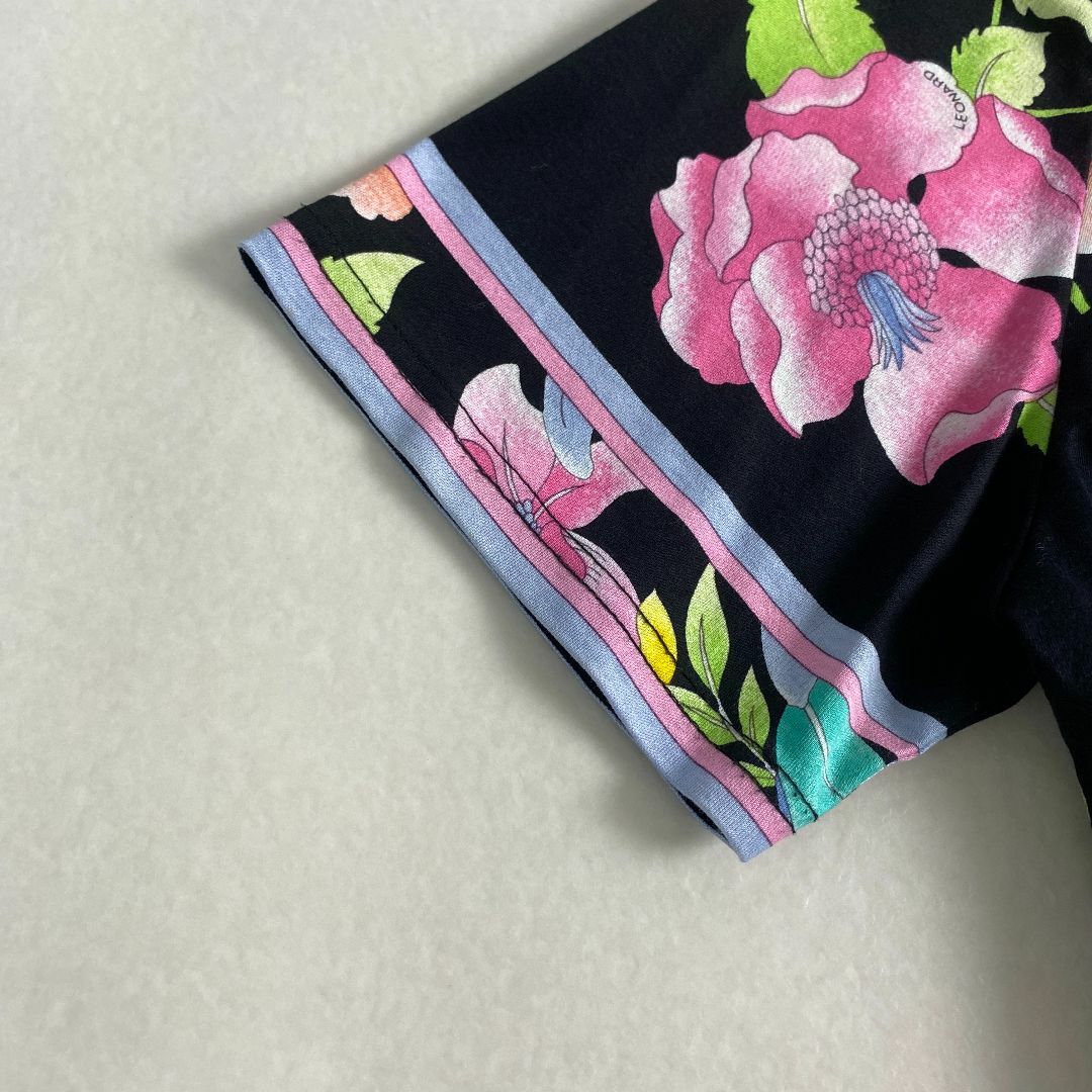美品 レオナール カットソー 花柄 綿100% カラフル 黒 状態良好