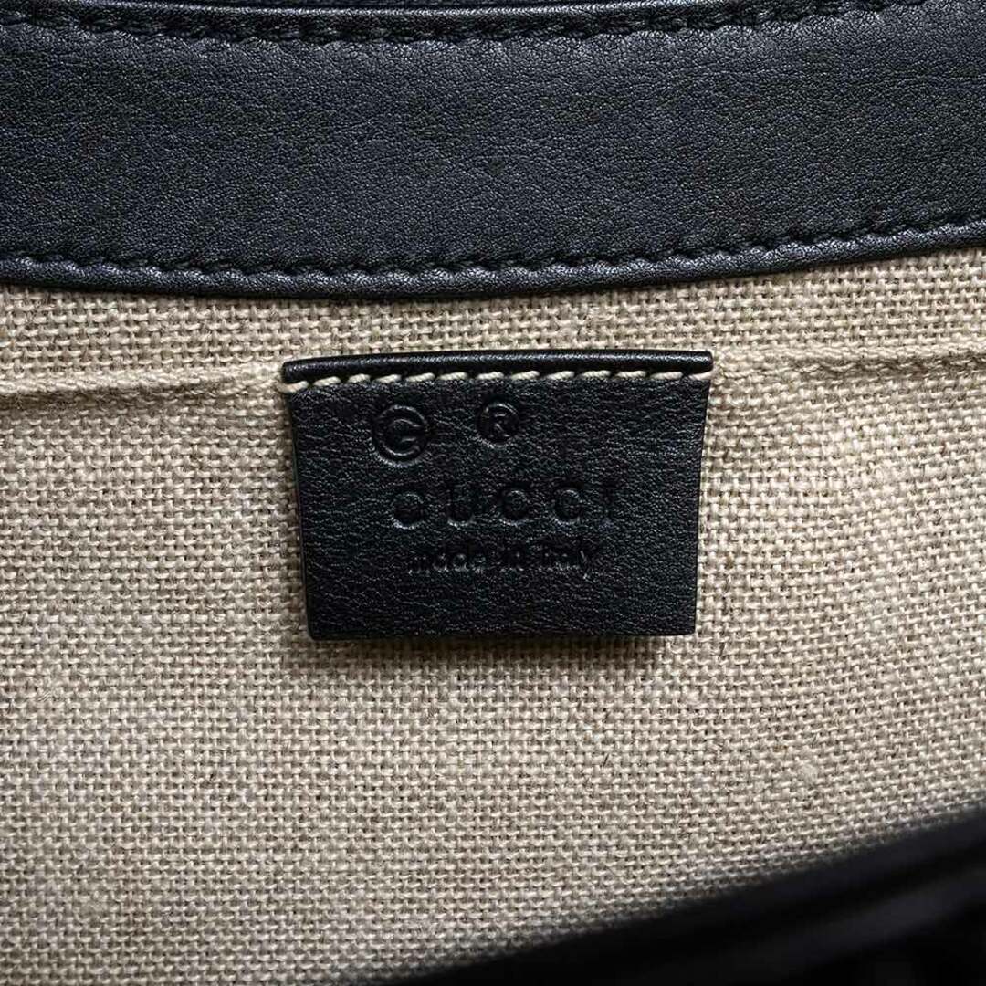 GUCCI - グッチ エミリー MM チェーン ショルダーバッグ GUCCI - グッチ エミリー MM チェーン ショルダーバッグ