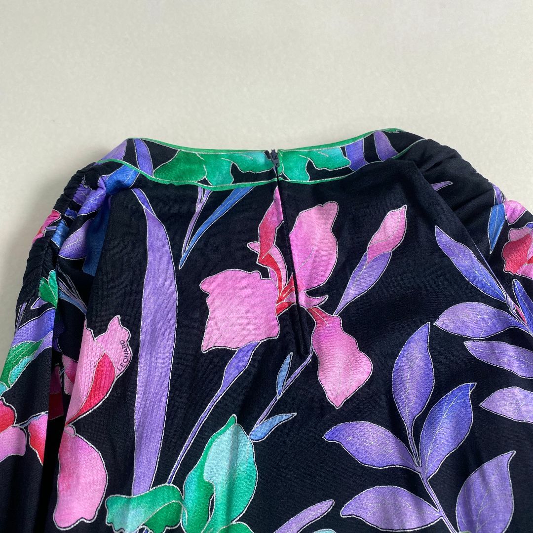 LEONARD - レオナール カットソー 花柄 グラデーション 綺麗 LEONARD - レオナール カットソー 花柄 グラデーション 綺麗