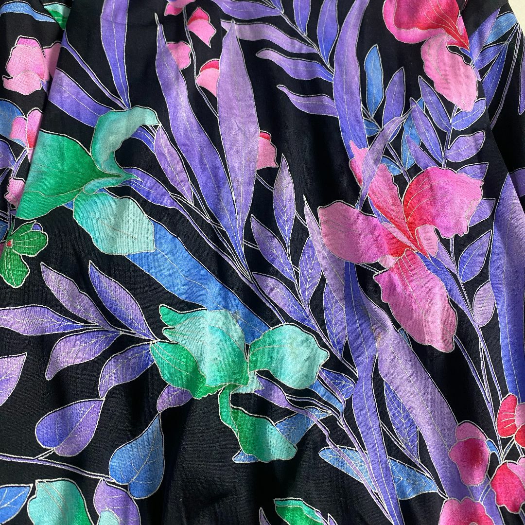 LEONARD - レオナール カットソー 花柄 グラデーション 綺麗 LEONARD - レオナール カットソー 花柄 グラデーション 綺麗