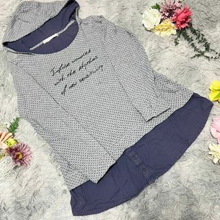 イッカ(ikka)の【ikka】フード付きグレーとネイビーのパーカー シャツ(パーカー)