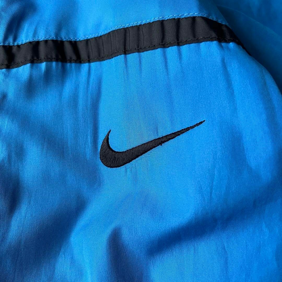 NIKE - 【グッドカラー、銀タグ】NIKEナイロンジャケット古着 NIKE - 【グッドカラー、銀タグ】NIKEナイロンジャケット古着