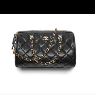 CHANEL - 美品✨シャネル カメリア チェーン ハンドバッグ CHANEL - 美品✨シャネル カメリア チェーン ハンドバッグ