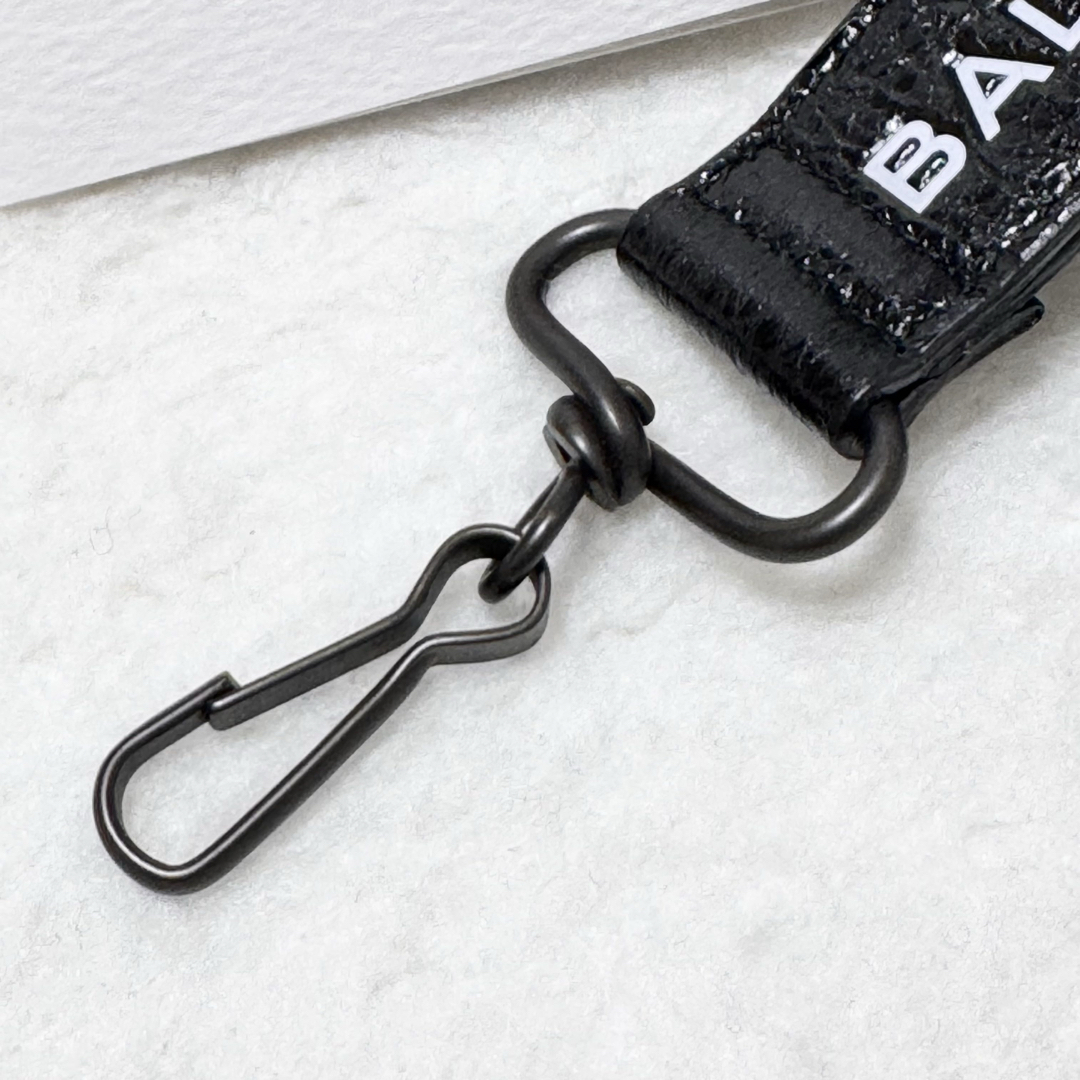 BALENCIAGA - バレンシアガ ネック ストラップ レザー ネック BALENCIAGA - バレンシアガ ネック ストラップ レザー ネック