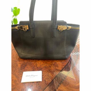 Salvatore Ferragamo - FERRAGAMO/SalvatoreFerragamo Salvatore Ferragamo - FERRAGAMO/SalvatoreFerragamo