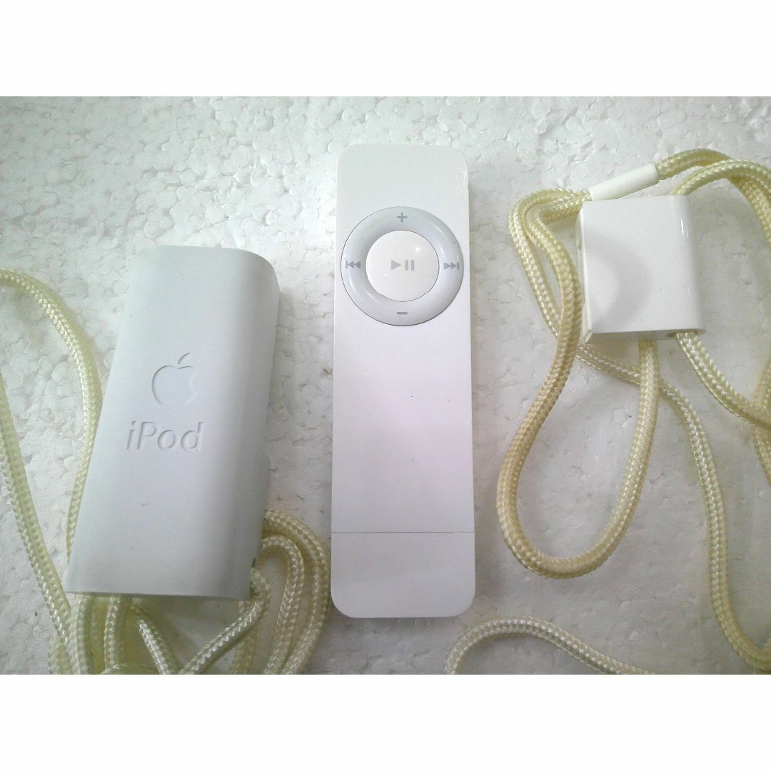 Apple - ☆iPod shuffle 512MB M9724J/A バッテリーパック付き