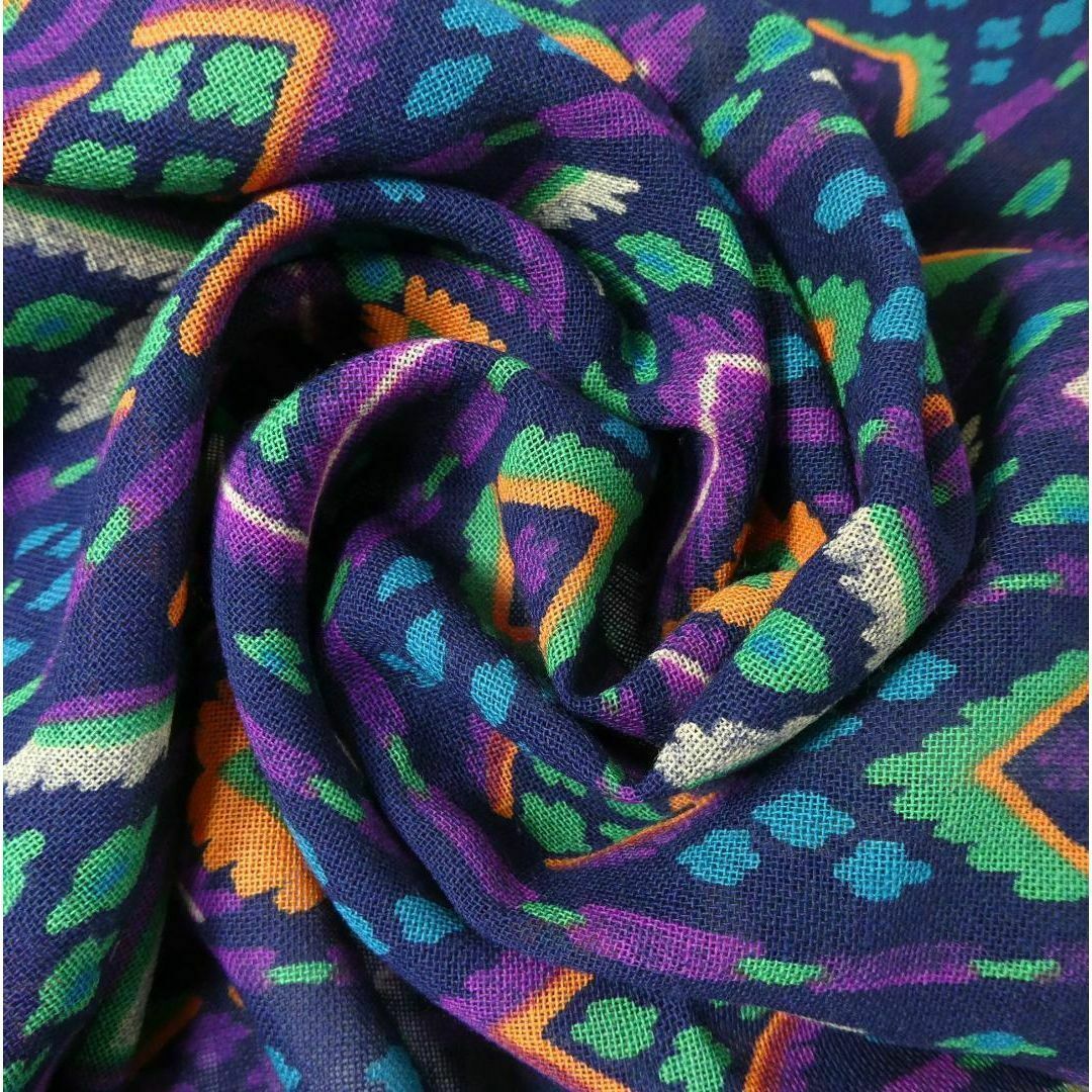 Yves Saint Laurent - 極美品 イヴサンローラン 総柄 大判 Yves Saint Laurent - 極美品 イヴサンローラン 総柄 大判