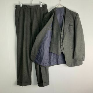 イヴサンローラン(Yves Saint Laurent)のイヴサンローラン　スーツ　3ピース　ベスト付　激レア　イヴサンローラン(セットアップ)
