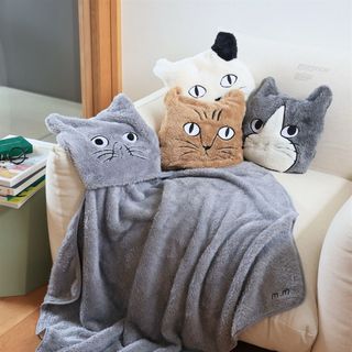 kashwere - 新品♡カシウエアダマスク柄ブランケットQ☆送料込の kashwere - 新品♡カシウエアダマスク柄ブランケットQ☆送料込の