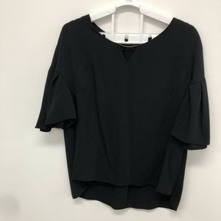 【BARNEYS NEWYORK】バーニーズニューヨーク　黒　３８　チュニック　無地　シンプル　ゆったり(チュニック)