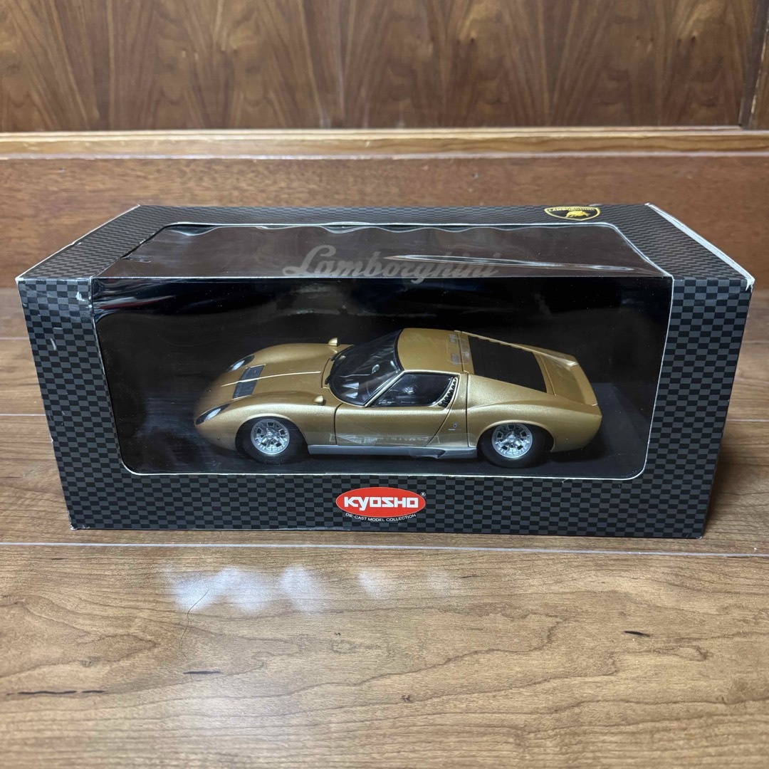 京商 - 絶版未展示品 京商 ランボルギーニ ミウラ P400 Goldの 京商 - 絶版未展示品 京商 ランボルギーニ ミウラ P400 Goldの