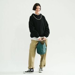 未使用品 TUMI『ヴァレッタ』ミディアムトート クロームジッパー 未使用品 TUMI『ヴァレッタ』ミディアムトート クロームジッパー