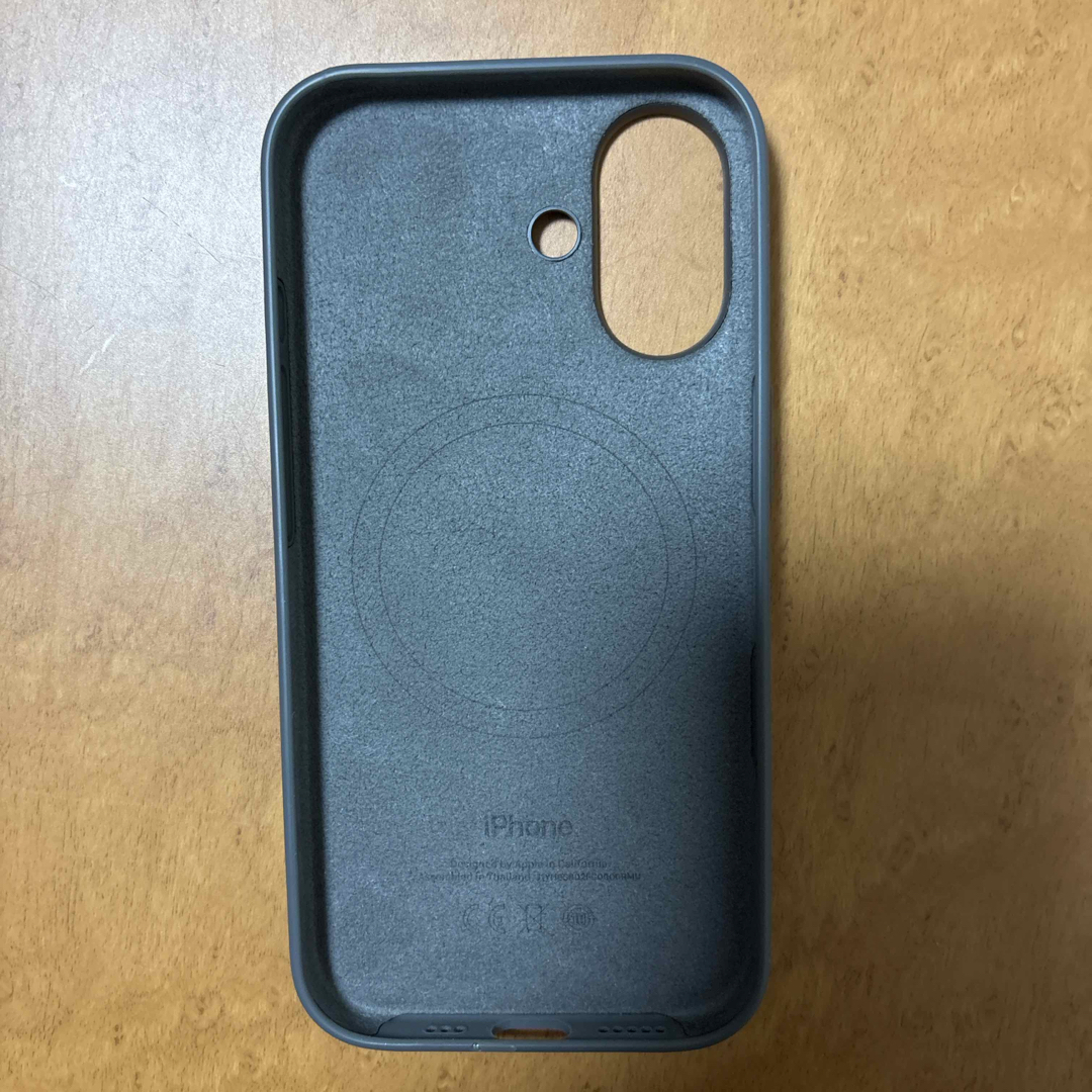 Apple - iPhone16 純正シリコンケース(ストーングレー)の通販 by Apple - iPhone16 純正シリコンケース(ストーングレー)の通販 by