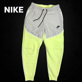 NIKE(パンツ ・ グリーン・カーキ/緑色系)のフリマアイテム一覧 NIKE(パンツ ・ グリーン・カーキ/緑色系)のフリマアイテム一覧