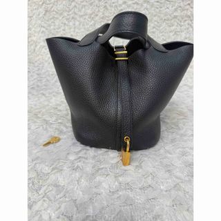 HERMES - エルメス カレ90 Quai aux Fleurs 花咲く海岸通り HERMES - エルメス カレ90 Quai aux Fleurs 花咲く海岸通り