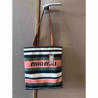 MIU MIU(トートバッグ)のフリマアイテム一覧 MIU MIU(トートバッグ)のフリマアイテム一覧