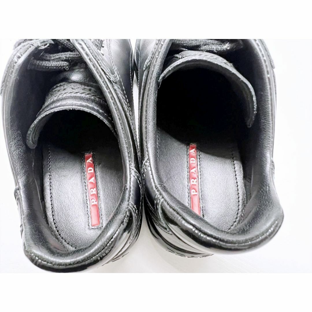 PRADA - 美品 PRADA プラダ ロゴ レザー ローカット スニーカー PRADA - 美品 PRADA プラダ ロゴ レザー ローカット スニーカー