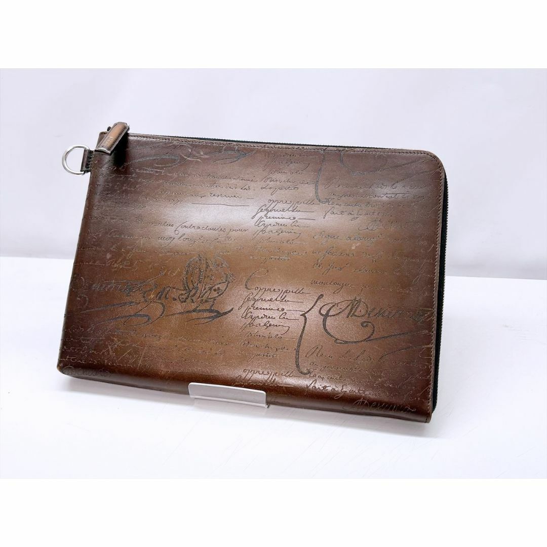 BERLUTI - 美品 ベルルッティ ニノGM スクリットレザー クラッチ BERLUTI - 美品 ベルルッティ ニノGM スクリットレザー クラッチ