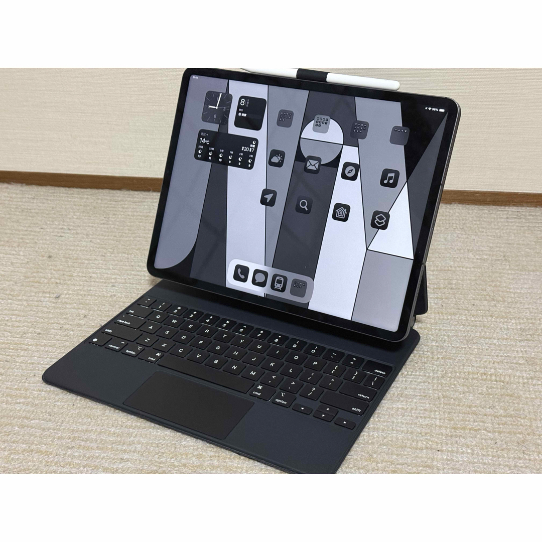 Apple - iPad Pro 12.9第五世代 WiFi+CellularSIMフリー1TBの Apple - iPad Pro 12.9第五世代 WiFi+CellularSIMフリー1TBの