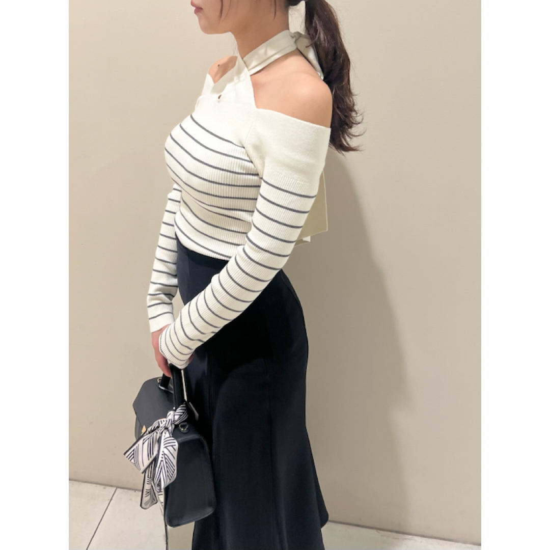 SNIDEL - 【美品】SNIDEL スナイデル フロントクロスニットプル SNIDEL - 【美品】SNIDEL スナイデル フロントクロスニットプル