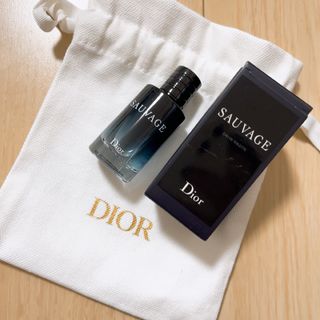 Dior - DIOR 香水 ソヴァージュ60ml【ほぼ未使用】の通販 by UR Dior - DIOR 香水 ソヴァージュ60ml【ほぼ未使用】の通販 by UR