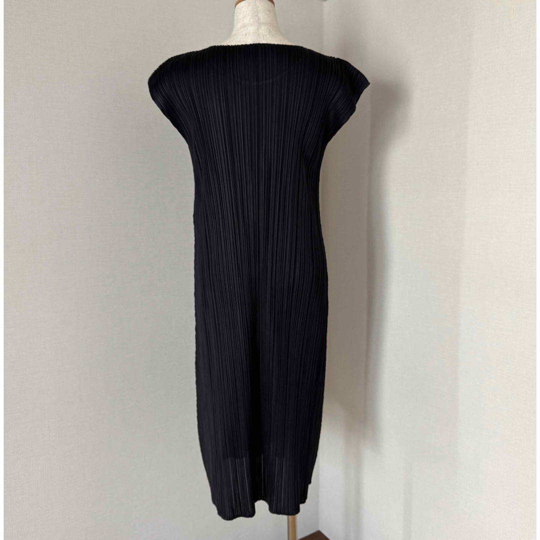 PLEATS PLEASE ISSEY MIYAKE - PLEATS PLEASE ワンピース PLEATS PLEASE ISSEY MIYAKE - PLEATS PLEASE ワンピース