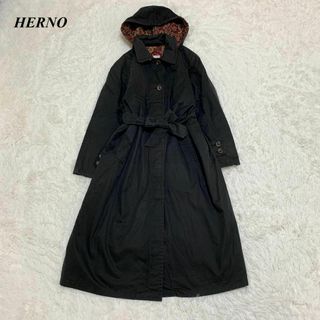 HERNO - ヘルノ ロング トレンチコート 裏地総柄 ブラック □の HERNO - ヘルノ ロング トレンチコート 裏地総柄 ブラック □の