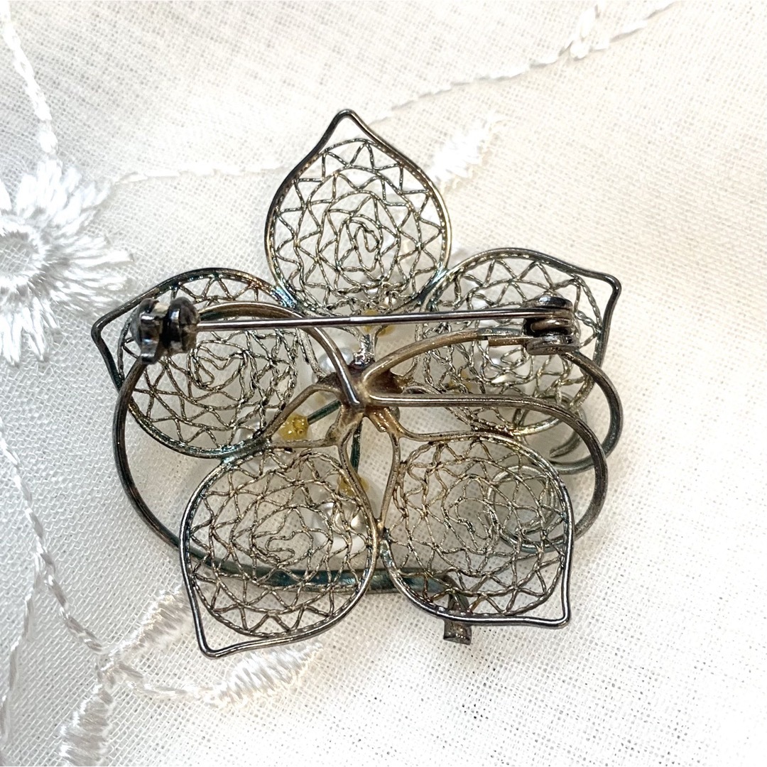 VINTAGE - ヴィンテージブローチ 本真珠パール シルバー 花 大粒 VINTAGE - ヴィンテージブローチ 本真珠パール シルバー 花 大粒