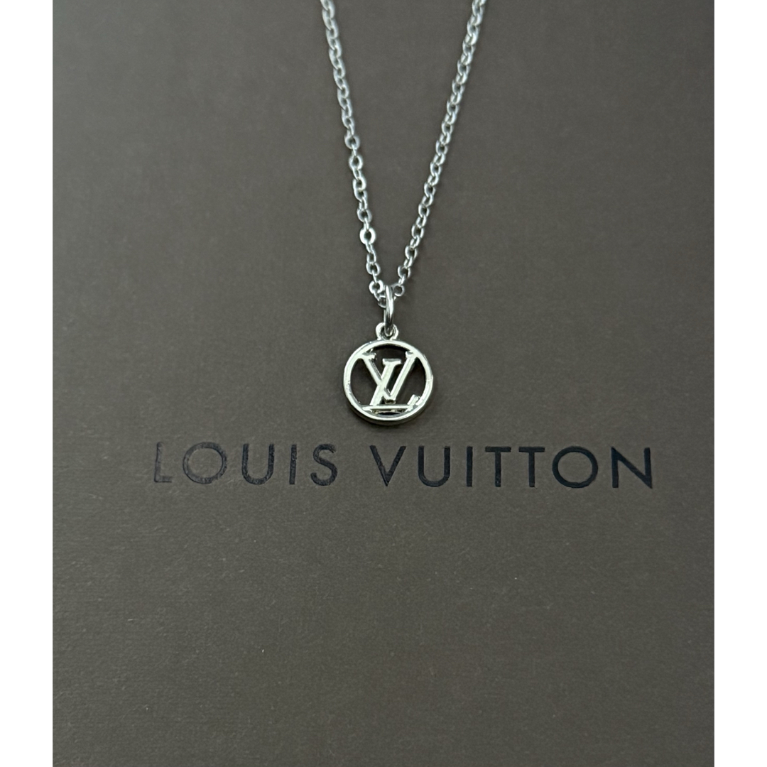 LOUIS VUITTON - ☆極美品 louis vuitton LVサークル ネックレス LOUIS VUITTON - ☆極美品 louis vuitton LVサークル ネックレス