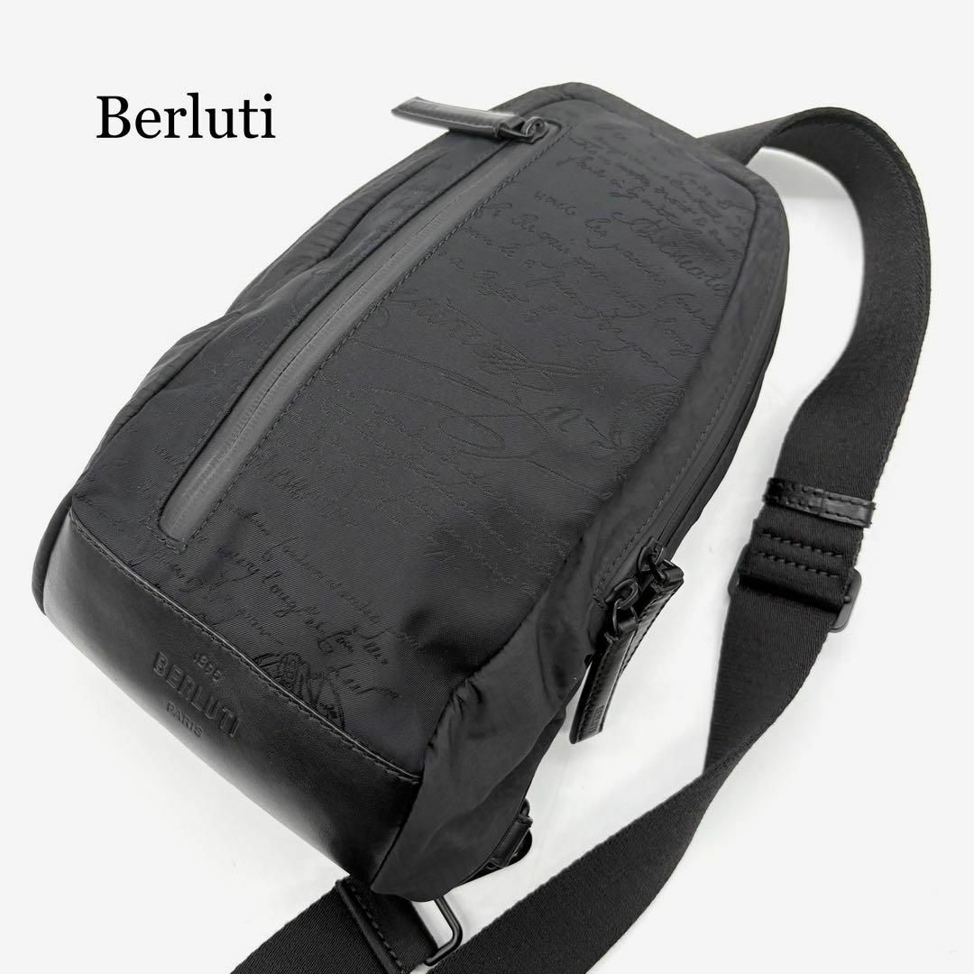 BERLUTI - 【限定品☆極美品】Berluti ボディバッグ BERLUTI - 【限定品☆極美品】Berluti ボディバッグ