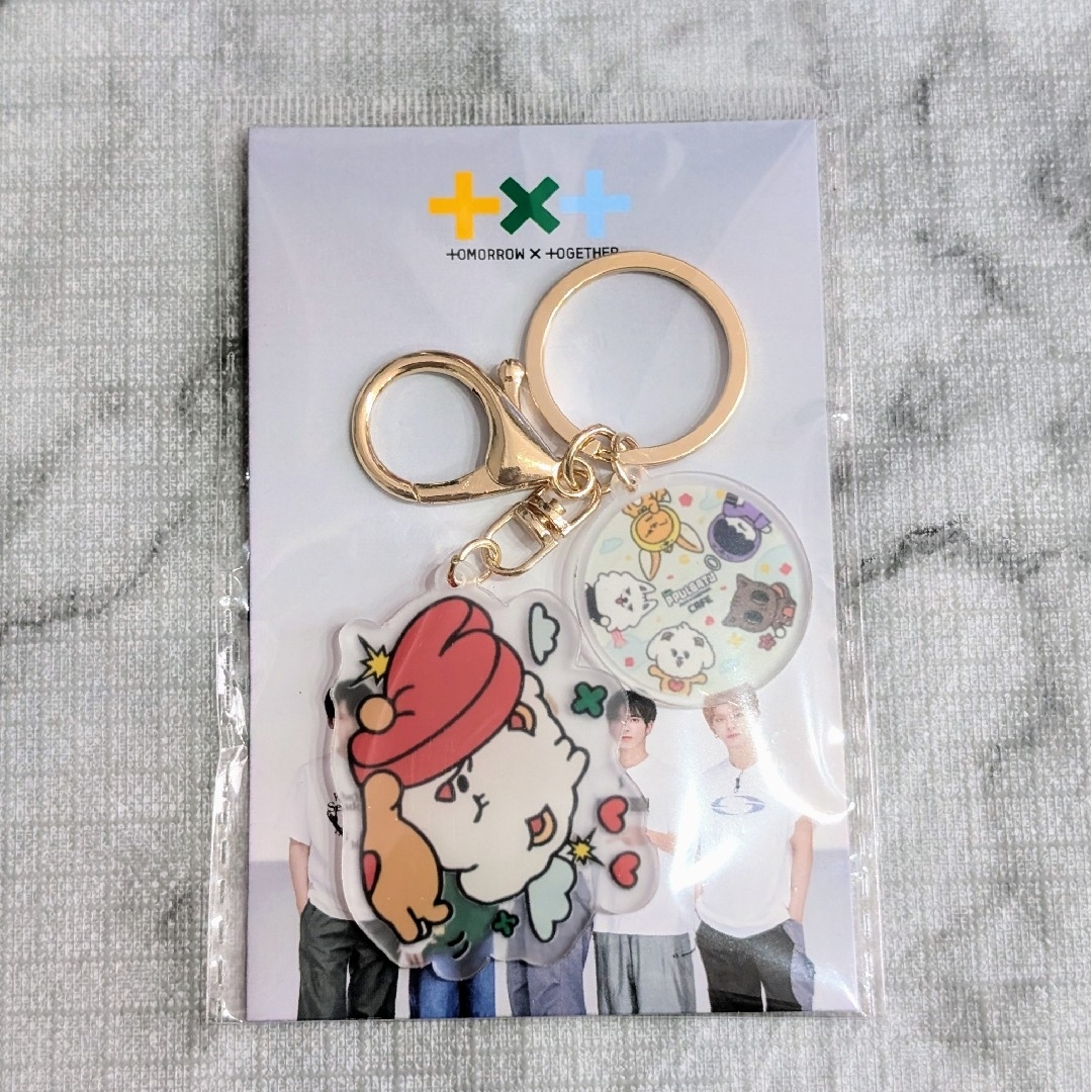 TOMORROW X TOGETHER - TXT プルバトゥ バムグッ 2Pキーホルダー TOMORROW X TOGETHER - TXT プルバトゥ バムグッ 2Pキーホルダー