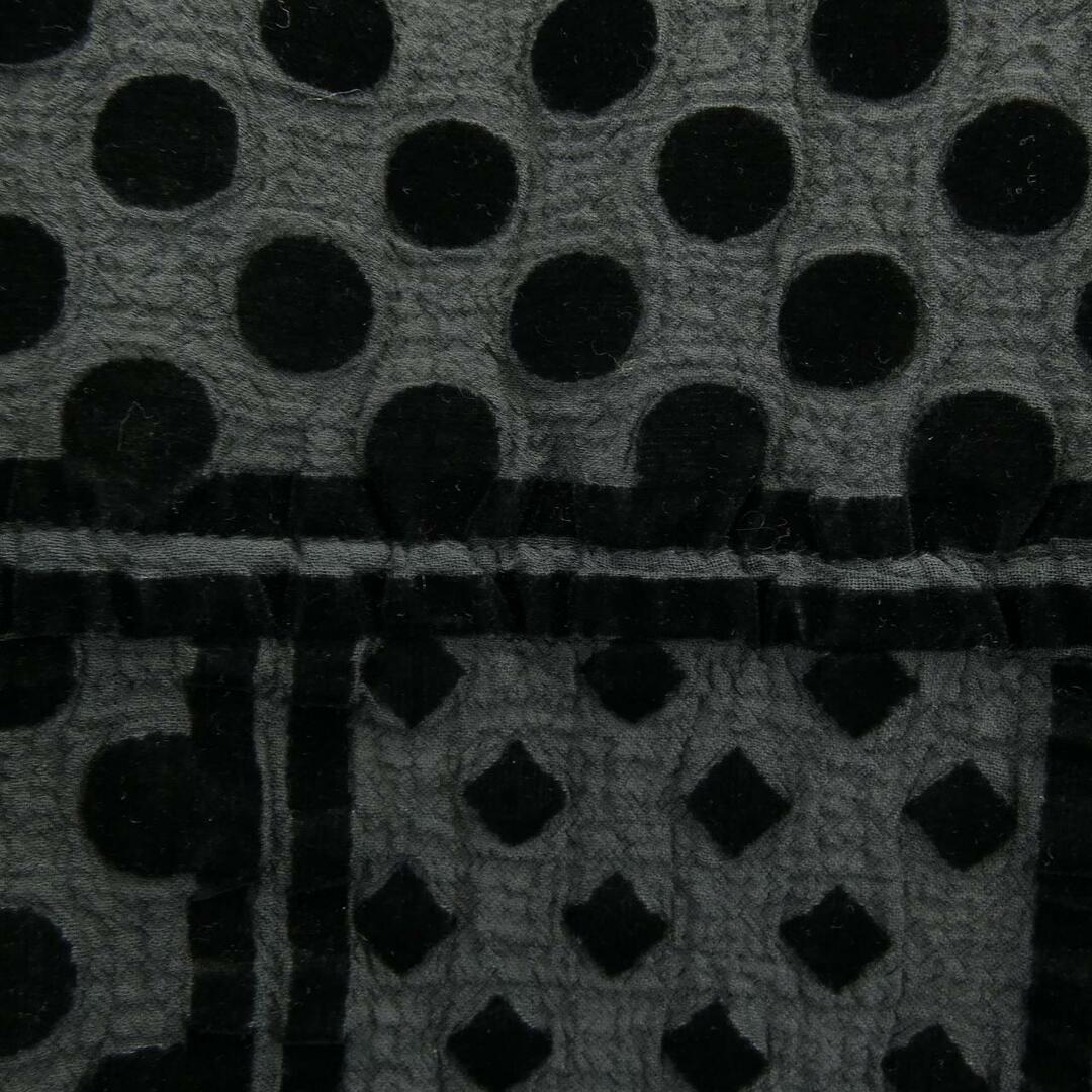 ISSEY MIYAKE - ミーイッセイミヤケ me ISSEY MIYAKE トップスの ISSEY MIYAKE - ミーイッセイミヤケ me ISSEY MIYAKE トップスの