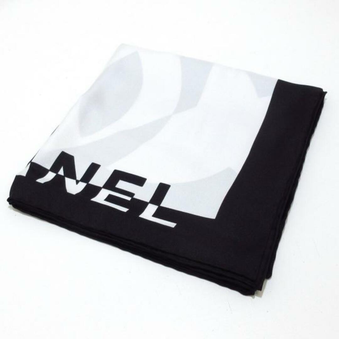 CHANEL - CHANEL(シャネル) スカーフ美品 マドモアゼル 黒×白 CHANEL - CHANEL(シャネル) スカーフ美品 マドモアゼル 黒×白
