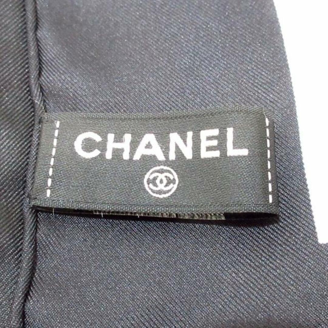 CHANEL - CHANEL(シャネル) スカーフ美品 マドモアゼル 黒×白 CHANEL - CHANEL(シャネル) スカーフ美品 マドモアゼル 黒×白