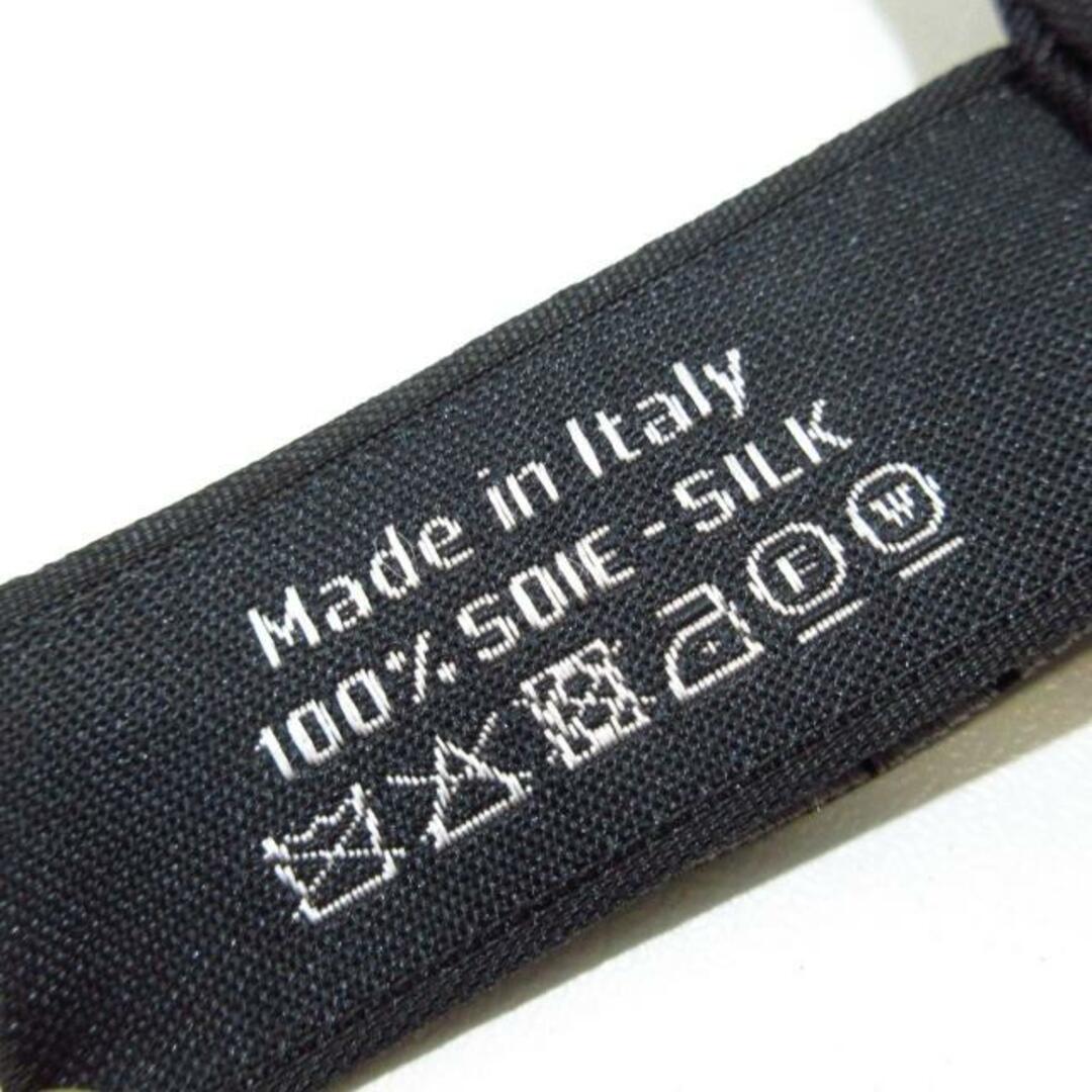 CHANEL - CHANEL(シャネル) スカーフ美品 マドモアゼル 黒×白 CHANEL - CHANEL(シャネル) スカーフ美品 マドモアゼル 黒×白