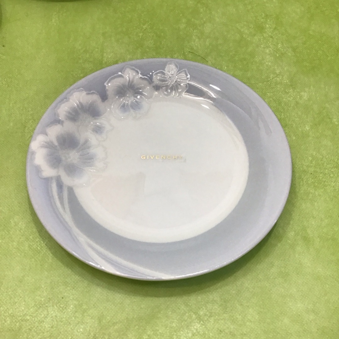 WEDGWOOD - WEDGWOOD&GIVENCHYお皿セット売りKB2616の通販 by WEDGWOOD - WEDGWOOD&GIVENCHYお皿セット売りKB2616の通販 by