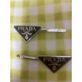 PRADA - PRADA ヘアピン ピンクの通販 by りんか's shop|プラダ PRADA - PRADA ヘアピン ピンクの通販 by りんか's shop|プラダ