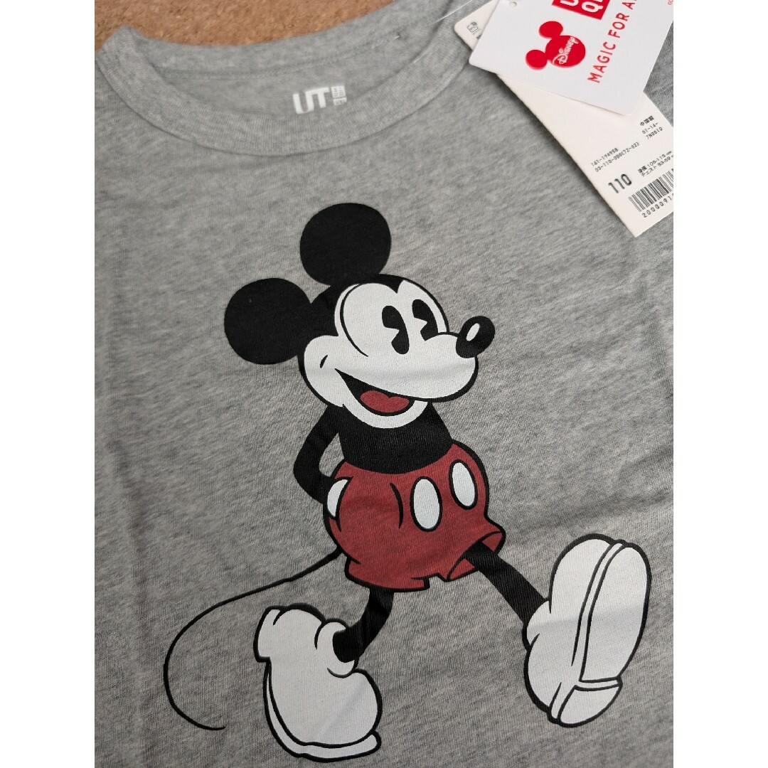 UNIQLO(ユニクロ)の新品　UNIQLO　ミッキーマウス　Tシャツ　Tシャツ グレー　UT キッズ/ベビー/マタニティのキッズ服男の子用(90cm~)(Tシャツ/カットソー)の商品写真